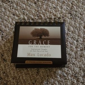 Grace desk undated flip calendar